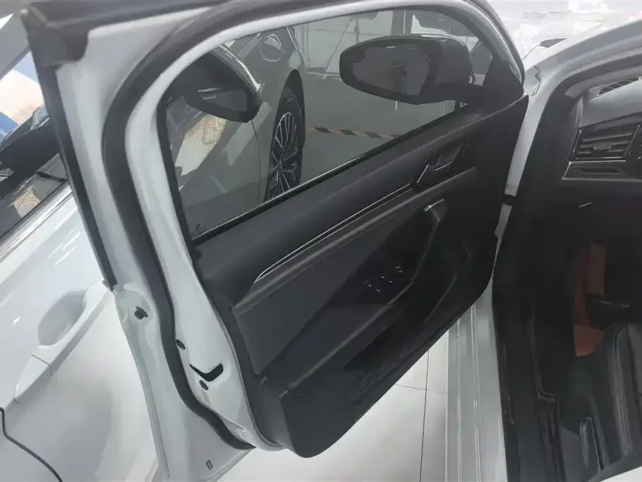 Volkswagen Sagitar 2022 из CN, фото 8