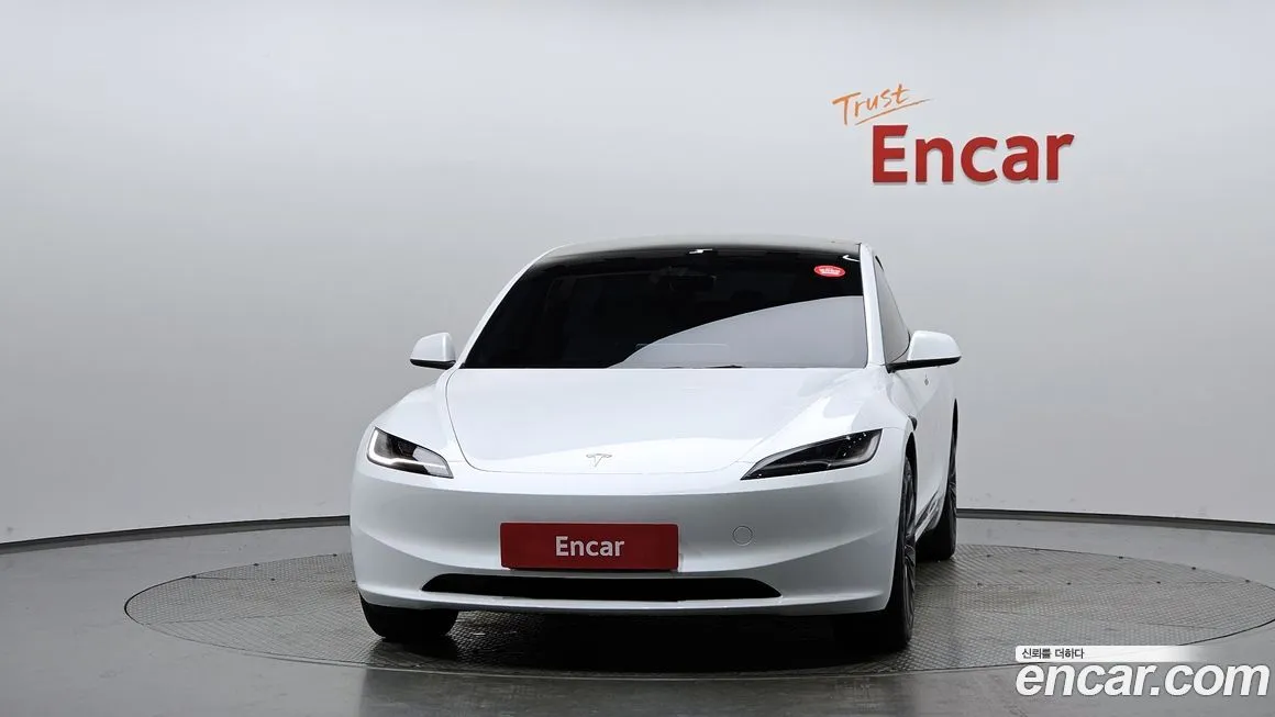Tesla Model 3 — фото 5