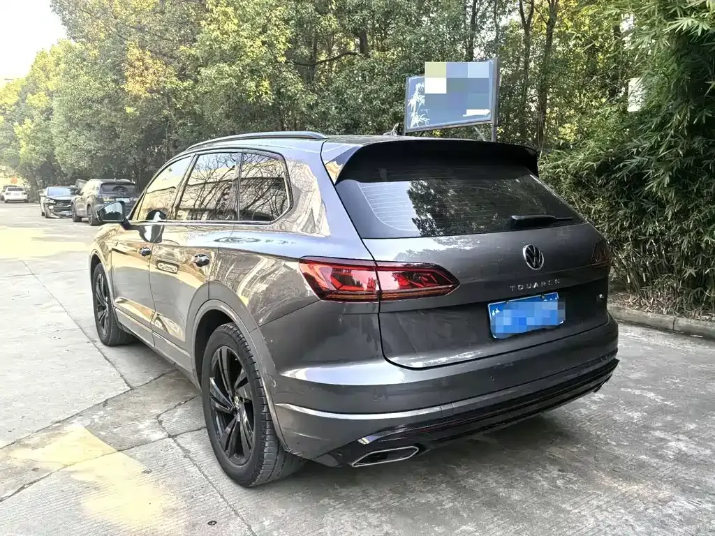 Volkswagen Touareg 2022 из CN, фото 3