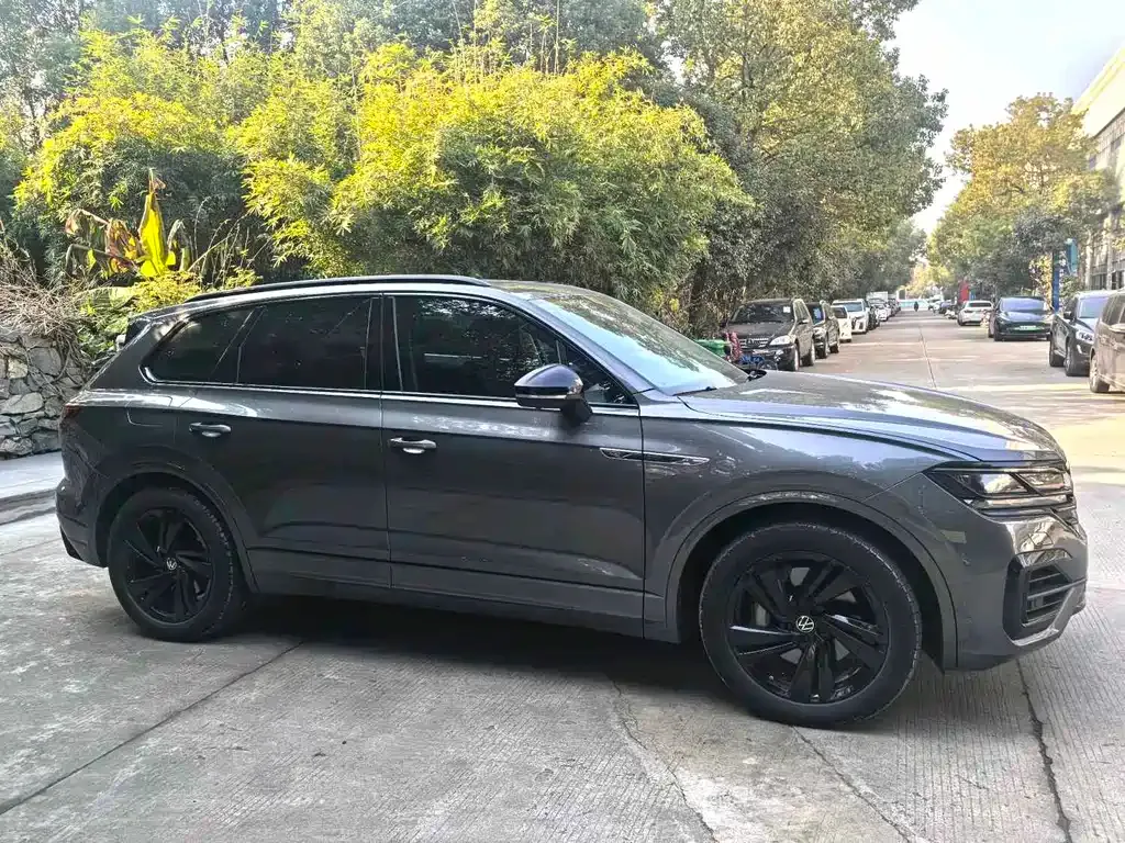 Volkswagen Touareg 2022 из CN, фото 7