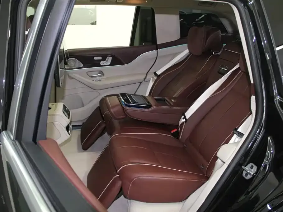 Mercedes-Benz GLS — фото 3