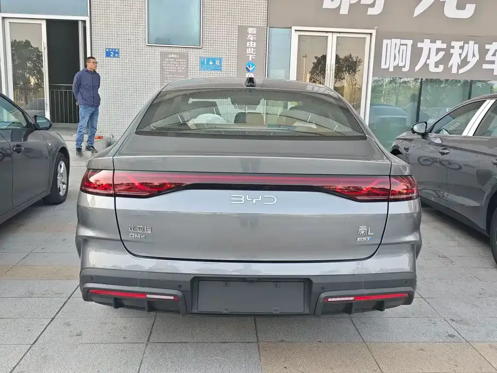 BYD Qin L — фото 7