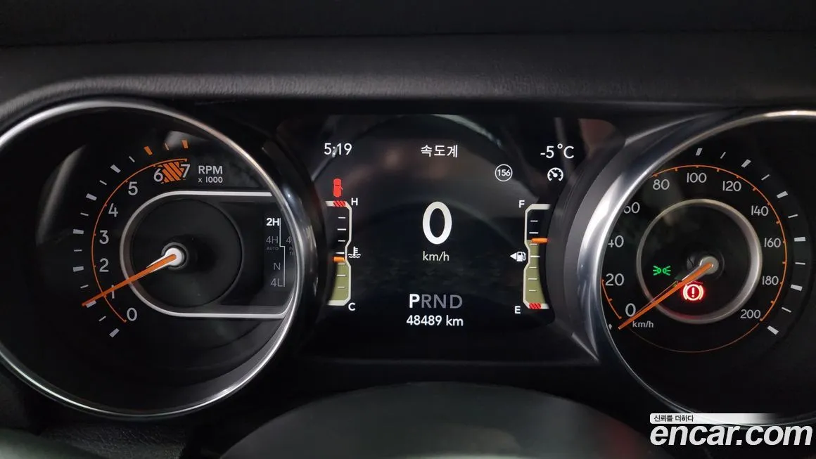 Jeep Wrangler 2022 из KR, фото 6