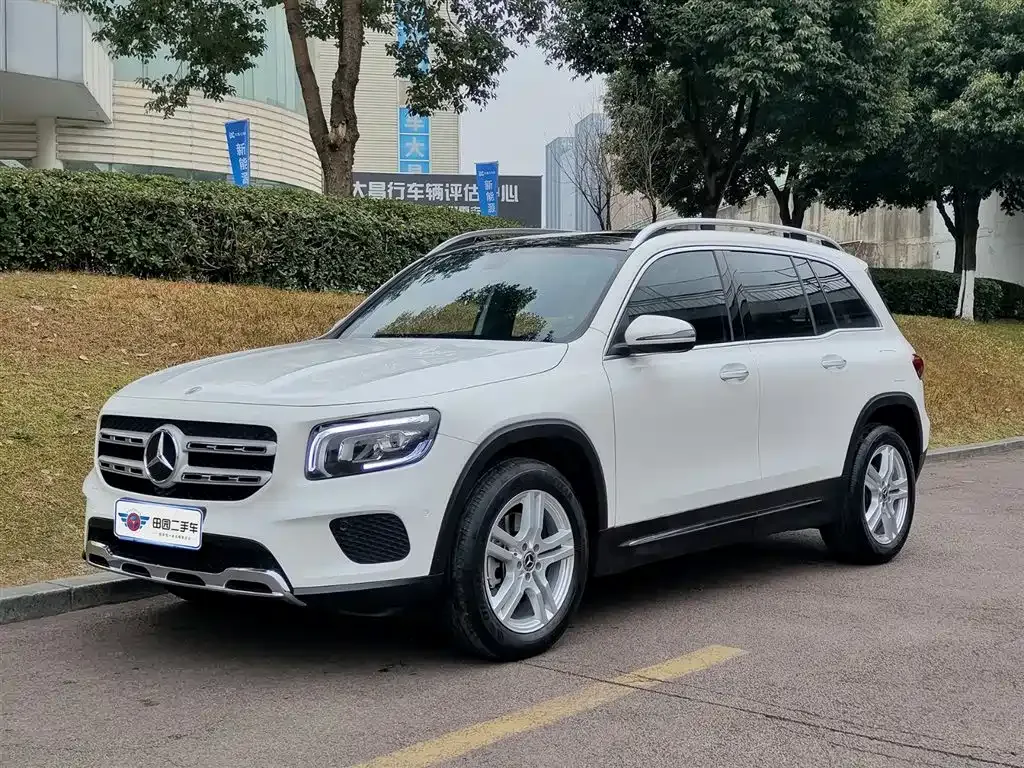 Mercedes-Benz GLB 2023 из CN, фото 1
