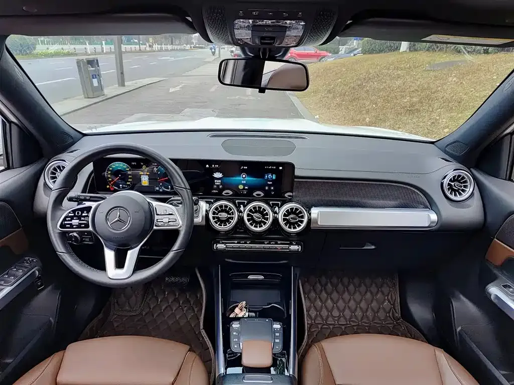 Mercedes-Benz GLB 2023 из CN, фото 6
