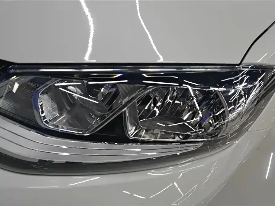 Nissan Tiida 2024 из CN, фото 5
