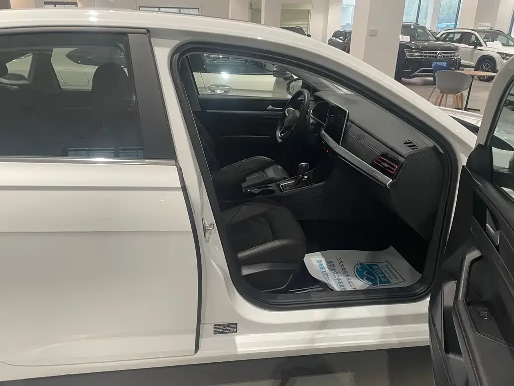 Volkswagen Lavida 2024 из CN, фото 7