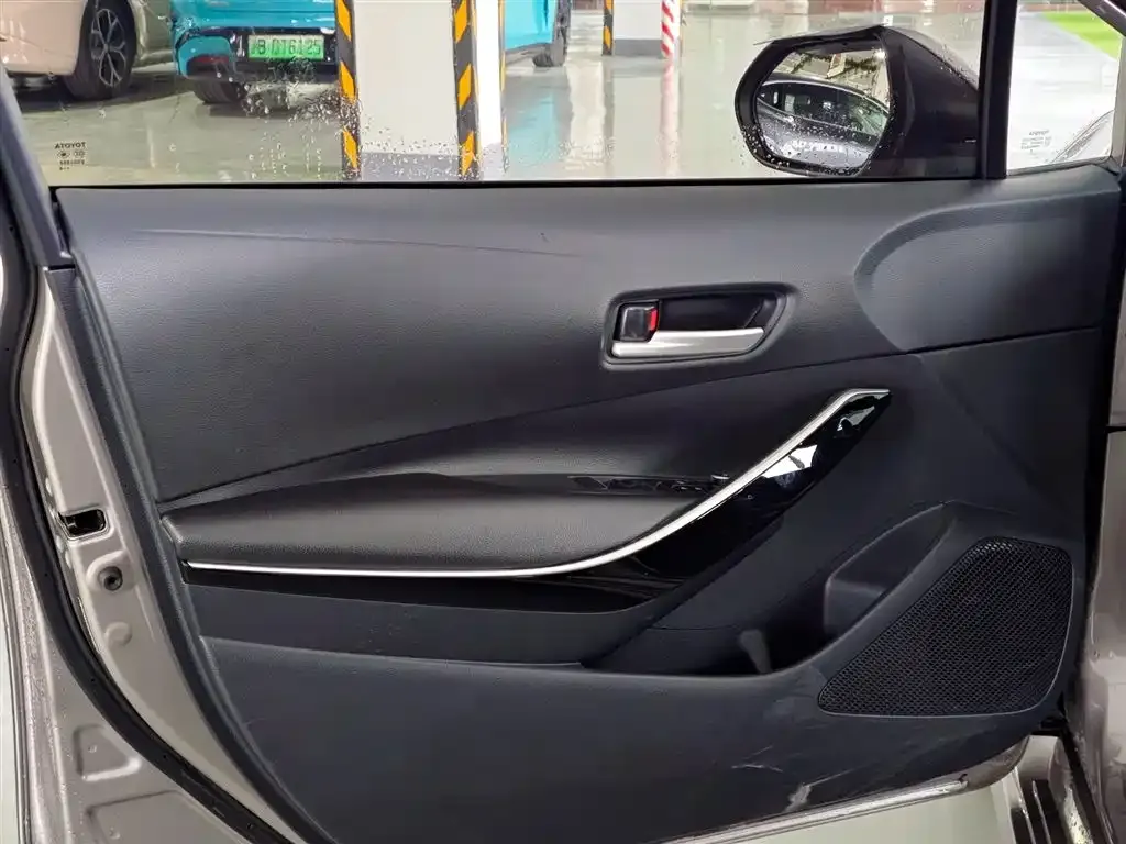 Toyota Corolla 2024 из CN, фото 3