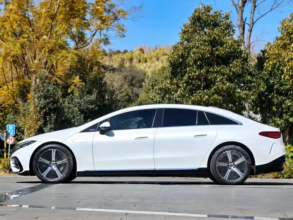 Mercedes-Benz EQS 2023 из CN, фото 8