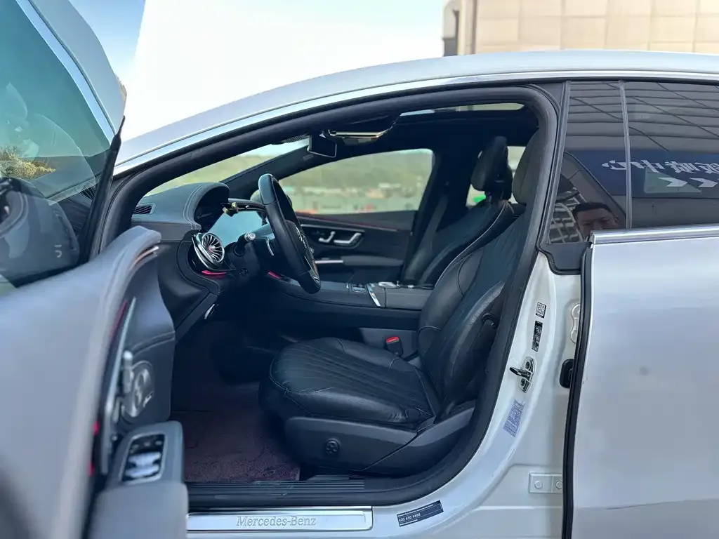 Mercedes-Benz EQS 2023 из CN, фото 5