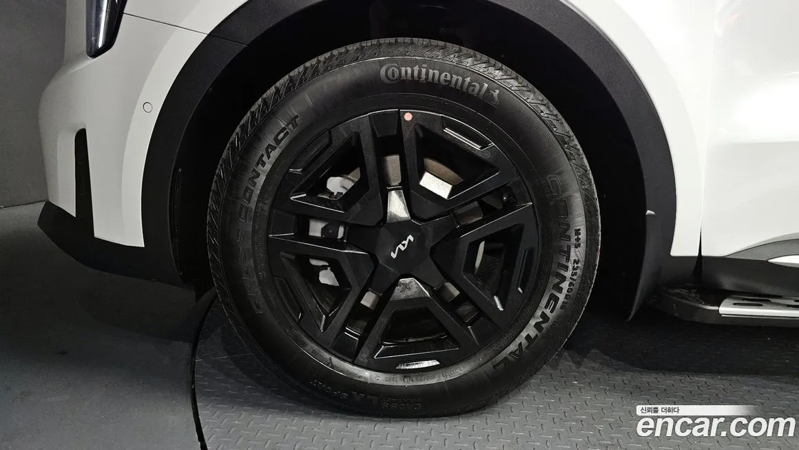 Kia Sorento — фото 10