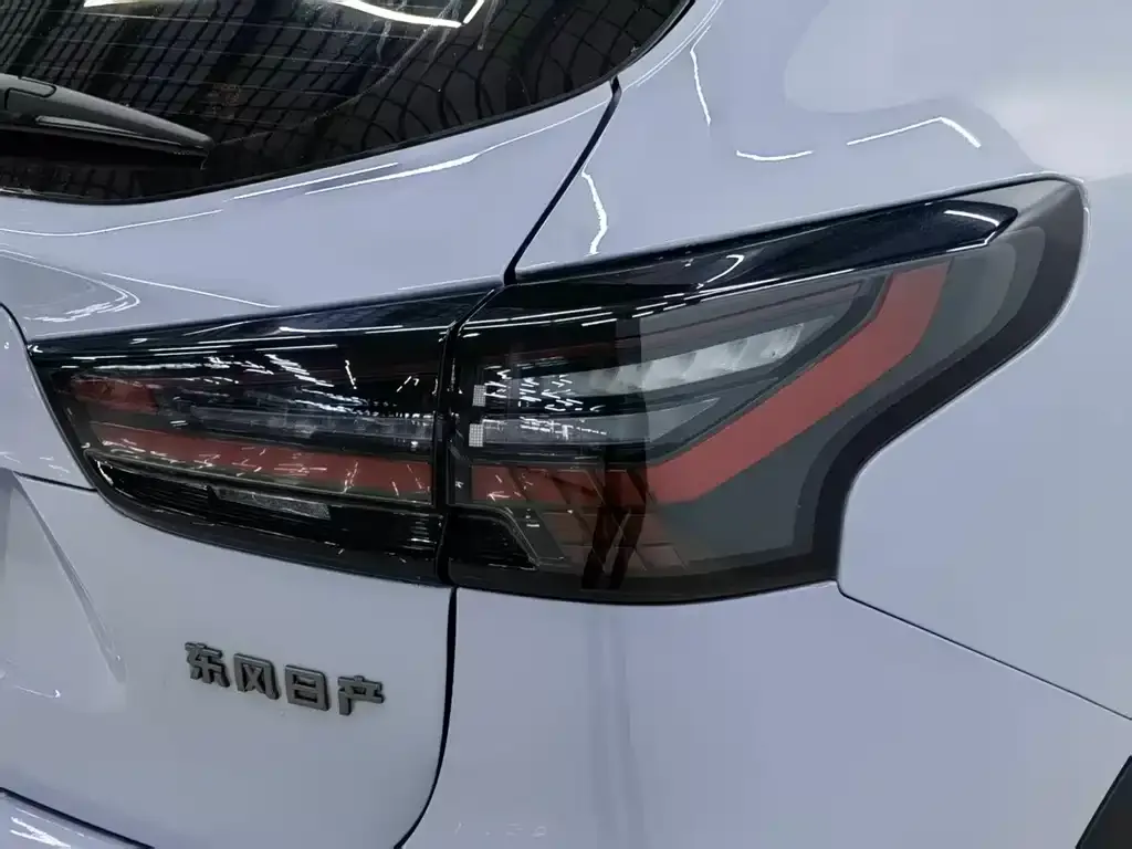 Nissan Qashqai — фото 10