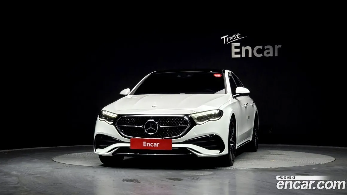 Mercedes-Benz E-Class — фото 4