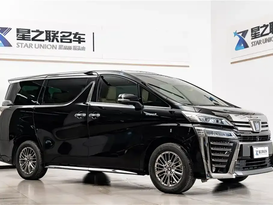 Toyota Vellfire — фото 8