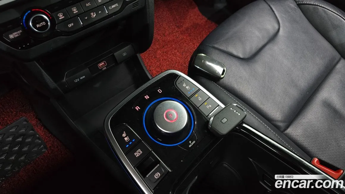 Kia Niro — фото 10