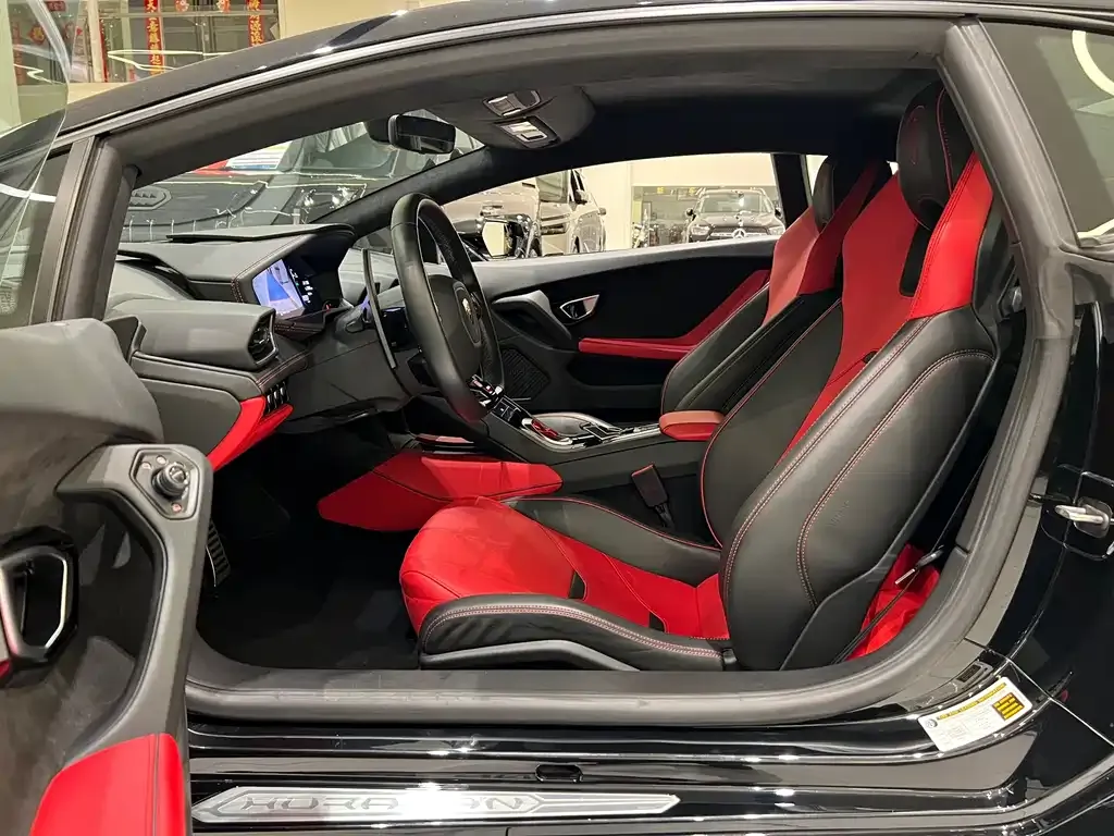 Lamborghini Huracan 2021 из CN, фото 8