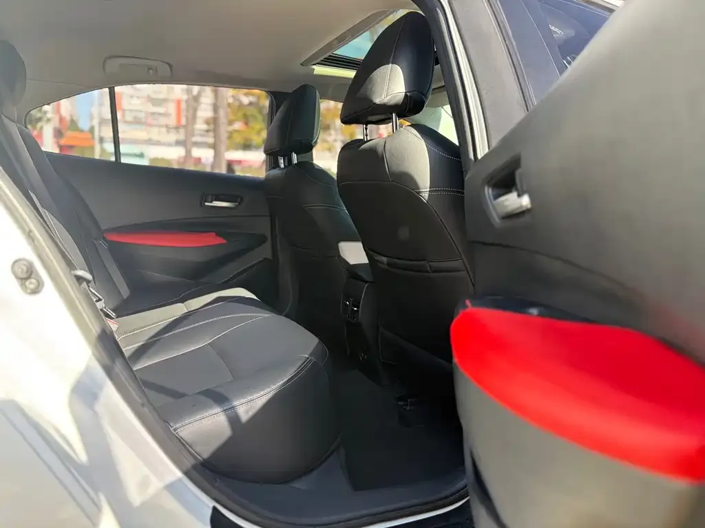 Toyota Corolla 2022 из CN, фото 2