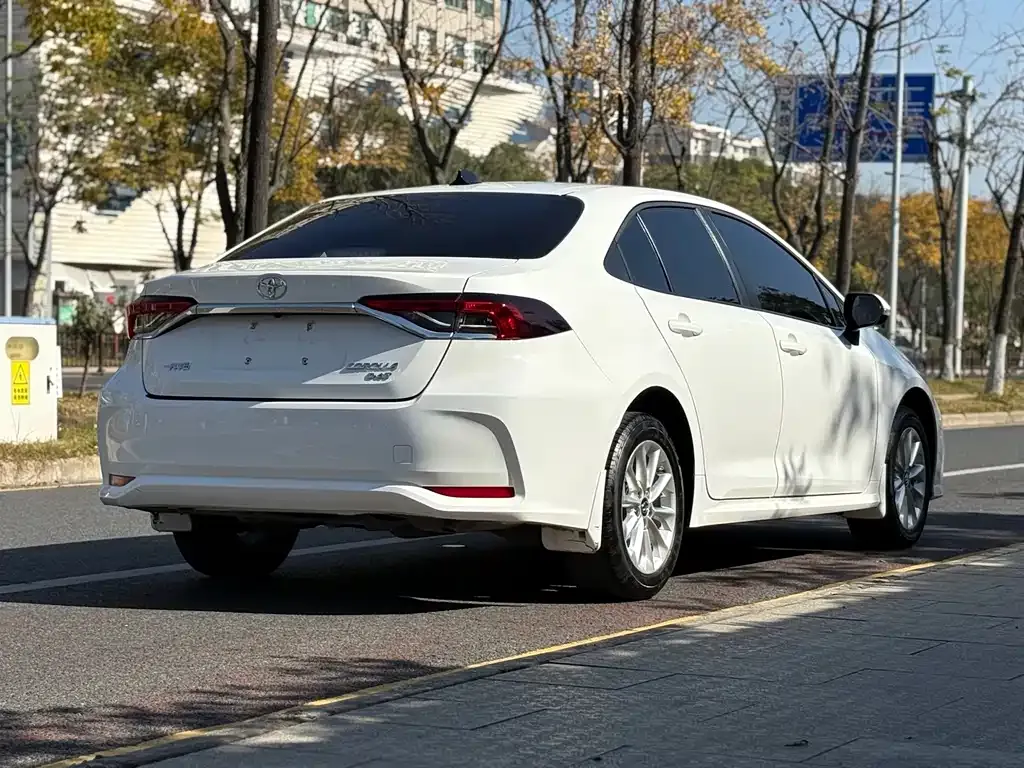 Toyota Corolla 2022 из CN, фото 10