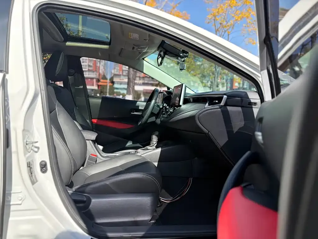 Toyota Corolla 2022 из CN, фото 5