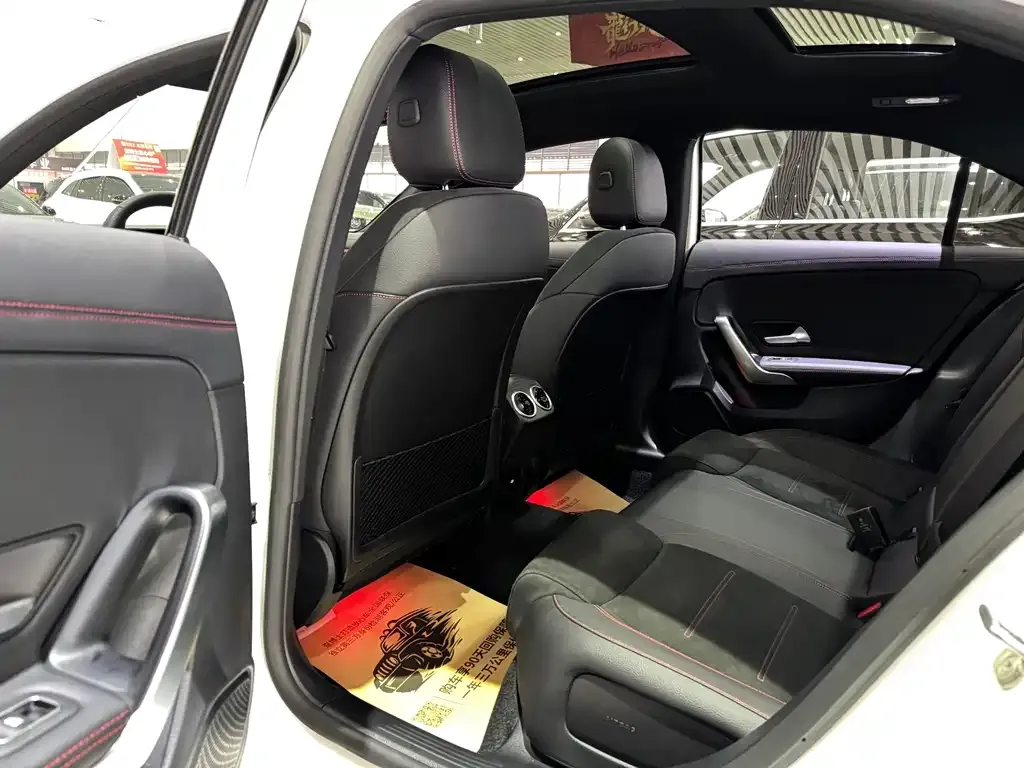 Mercedes-Benz A-Class 2024 из CN, фото 6