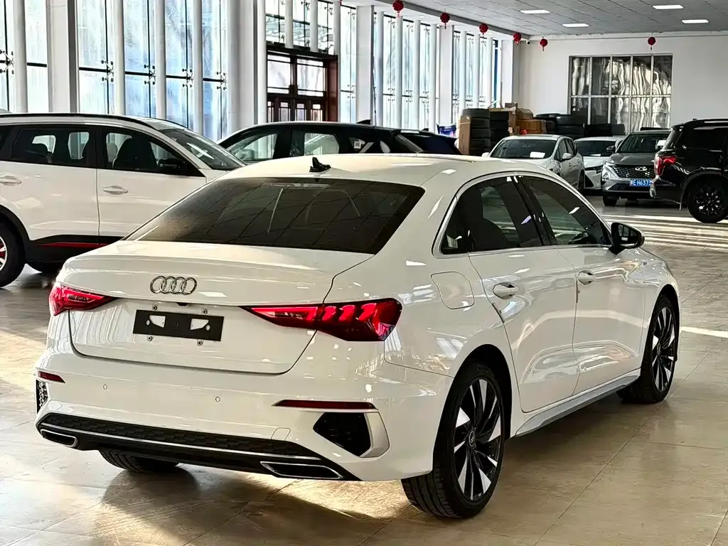 Audi A3 — фото 8