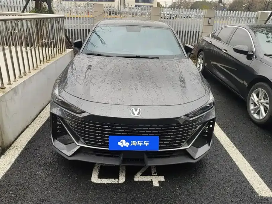 Changan UNI-V 2023 из CN, фото 9