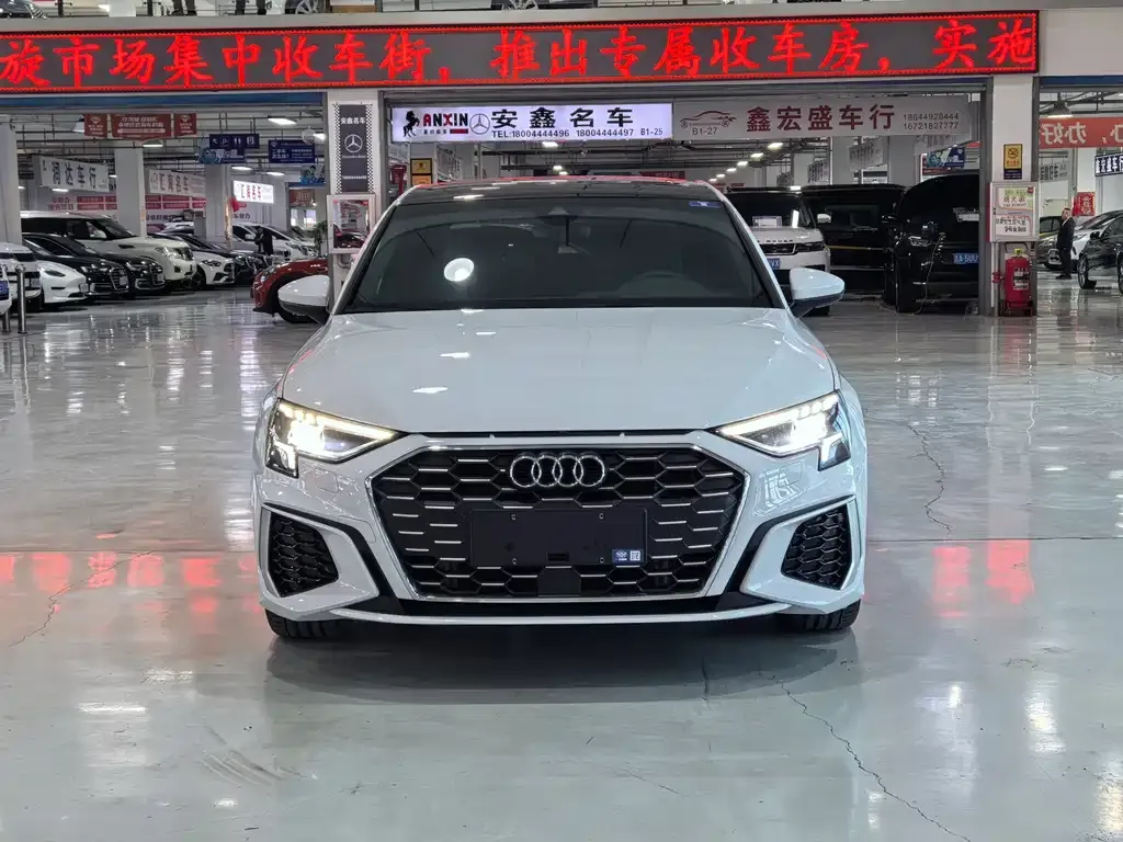 Audi A3 2022 из CN, фото 2