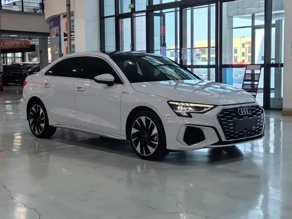 Audi A3 2022 из CN, фото 6