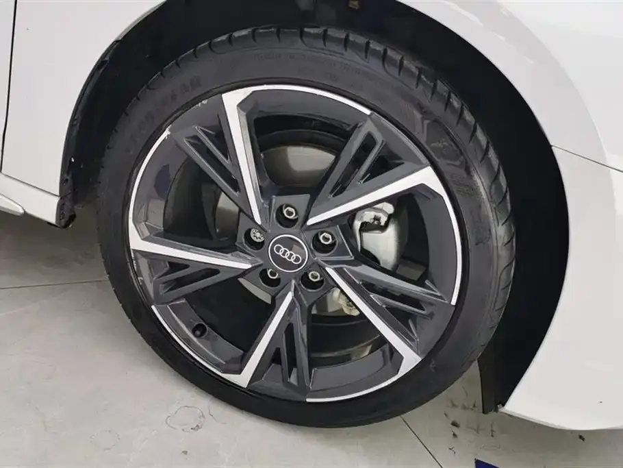 Audi A3 2024 из CN, фото 4