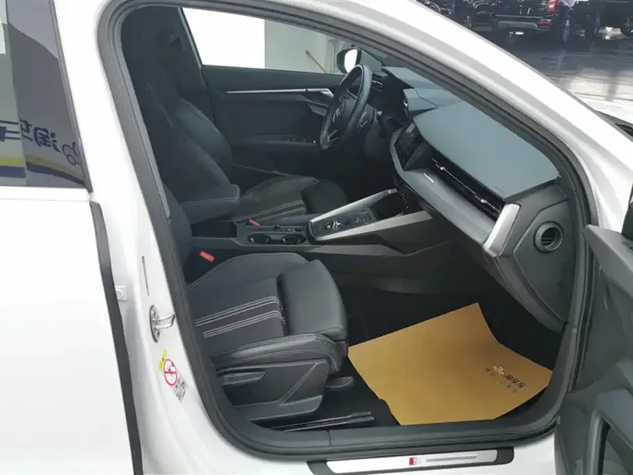 Audi A3 2024 из CN, фото 9