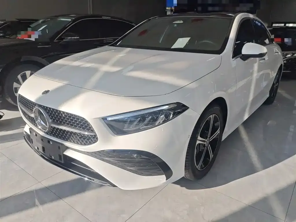 Mercedes-Benz A-Class 2025 из CN, фото 1