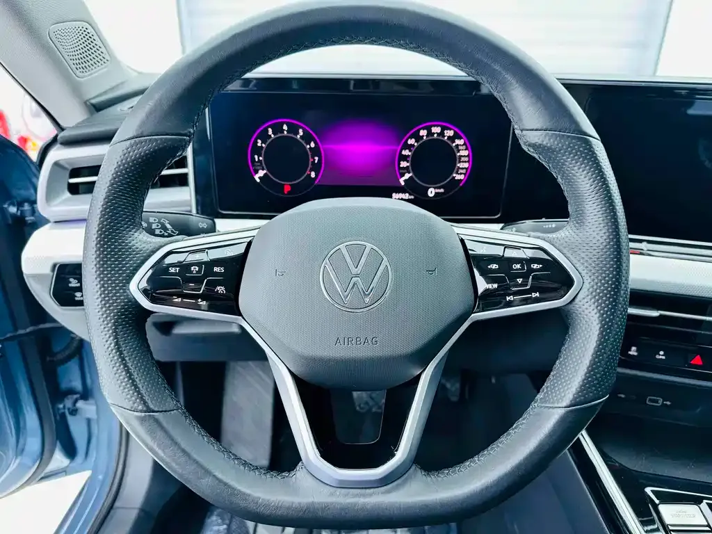 Volkswagen Lamando 2023 из CN, фото 8