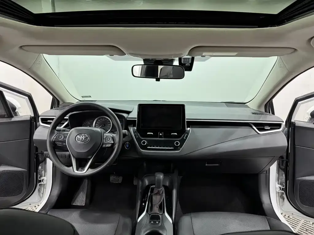 Toyota Corolla 2021 из CN, фото 7