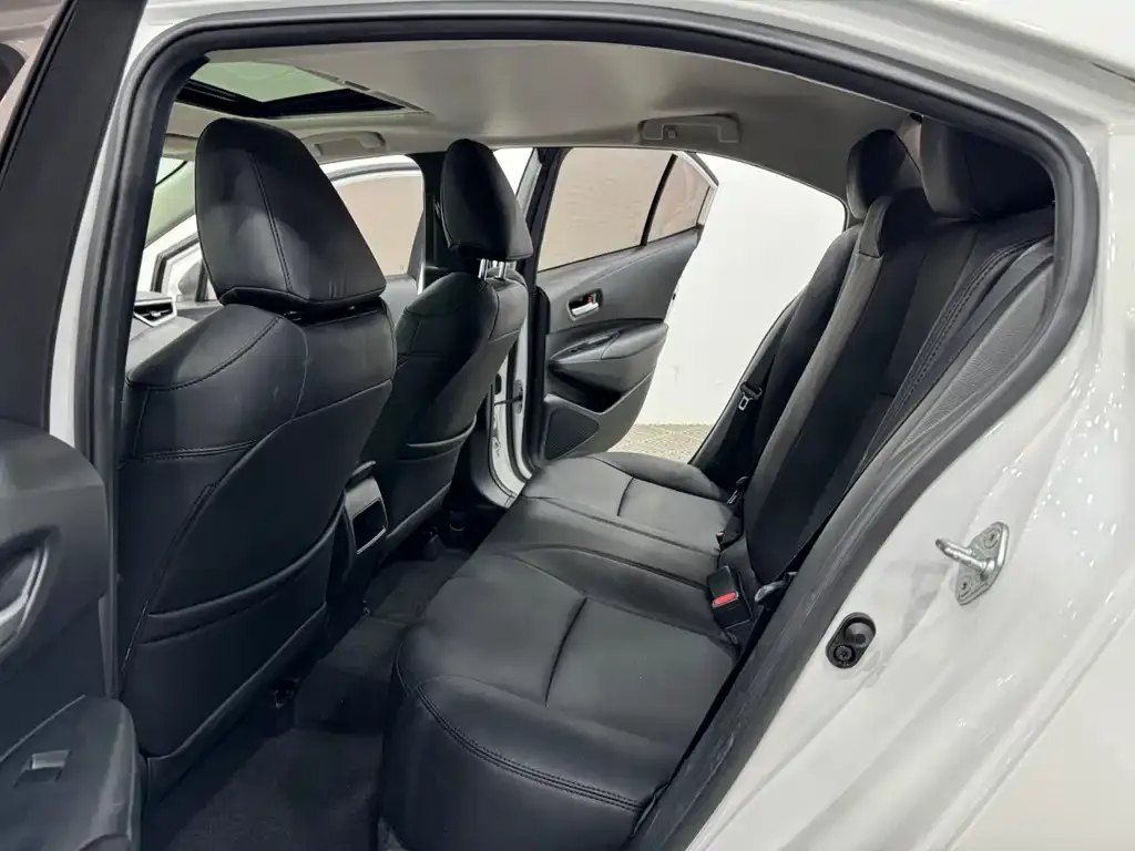 Toyota Corolla 2021 из CN, фото 2