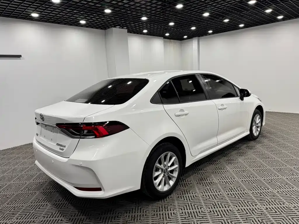 Toyota Corolla 2021 из CN, фото 6