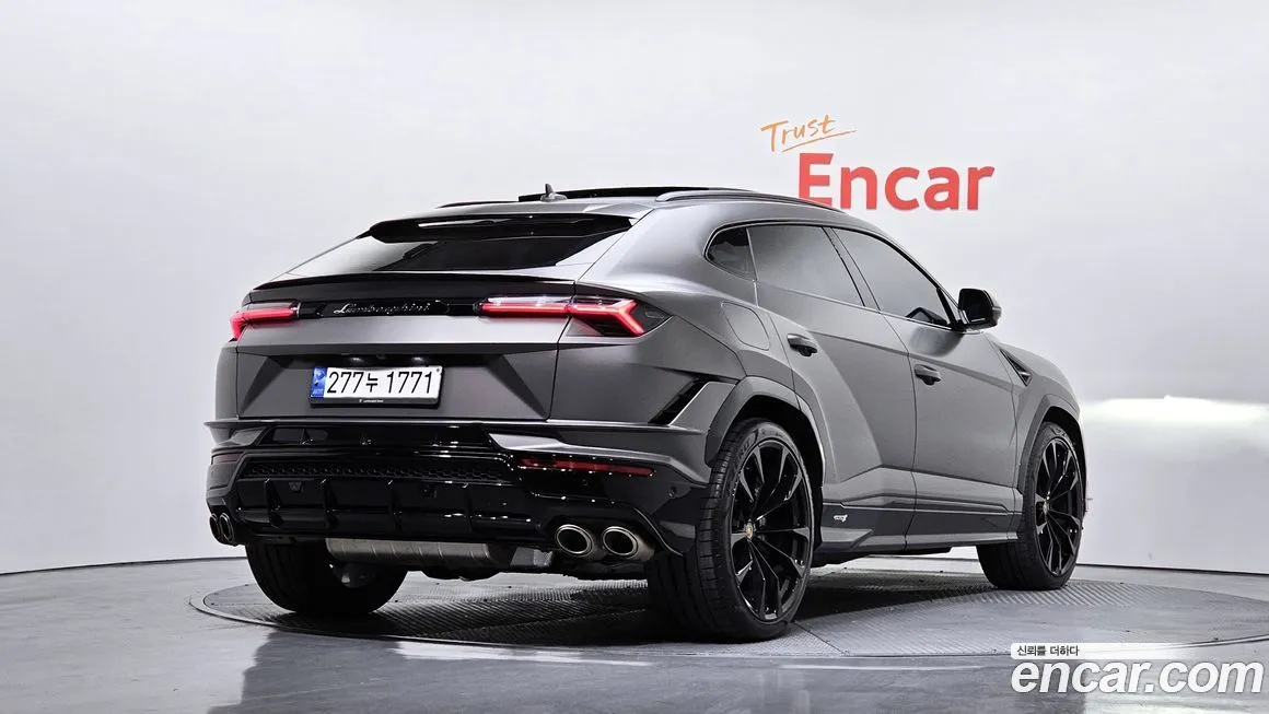 Lamborghini Urus 2023 из KR, фото 2