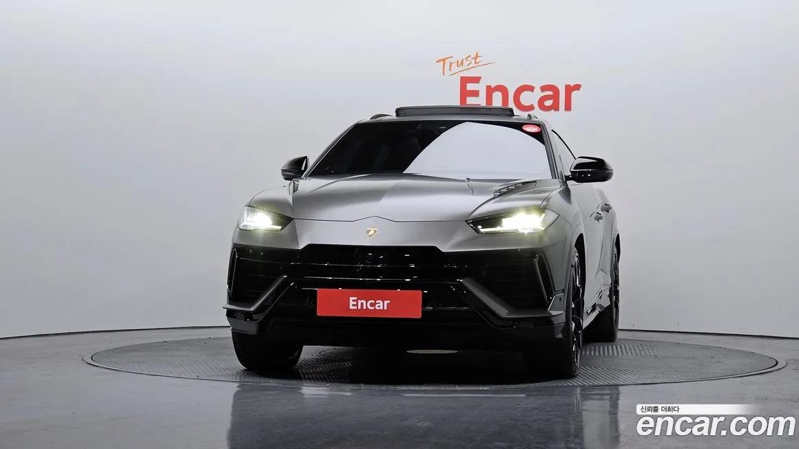 Lamborghini Urus 2023 из KR, фото 3