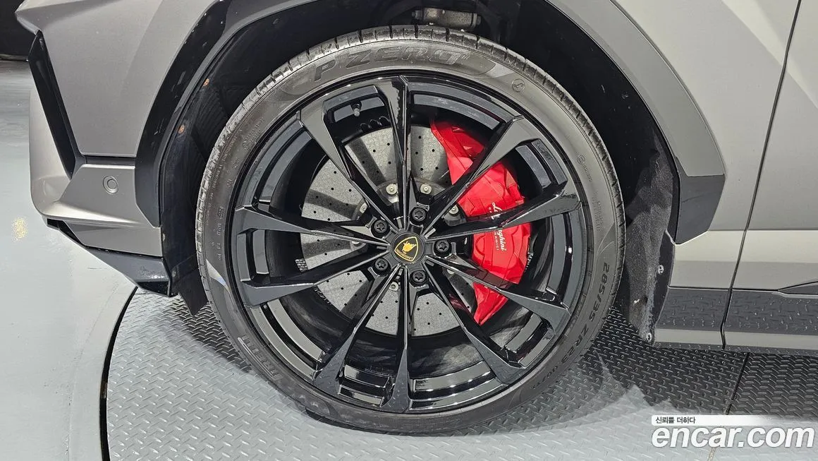 Lamborghini Urus 2023 из KR, фото 7