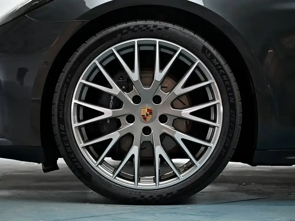 Porsche Panamera — фото 7