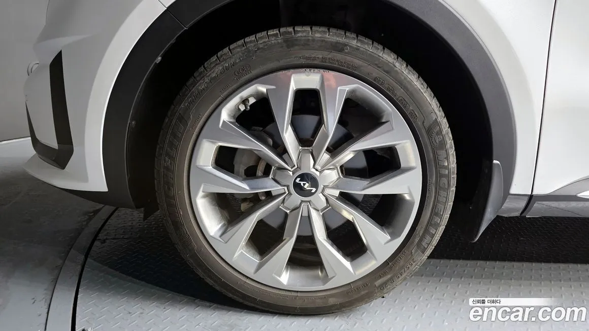 Kia Sorento — фото 10