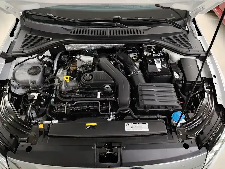 Volkswagen Lavida 2023 из CN, фото 9