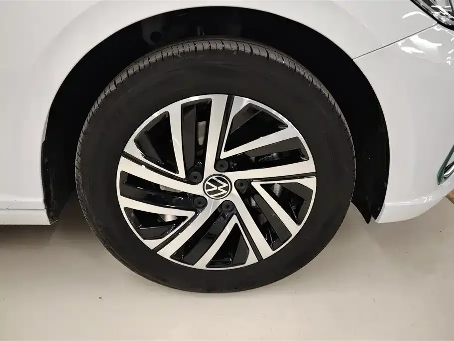 Volkswagen Lavida 2023 из CN, фото 3