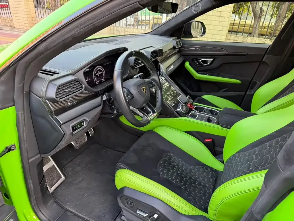 Lamborghini Urus 2021 из CN, фото 8