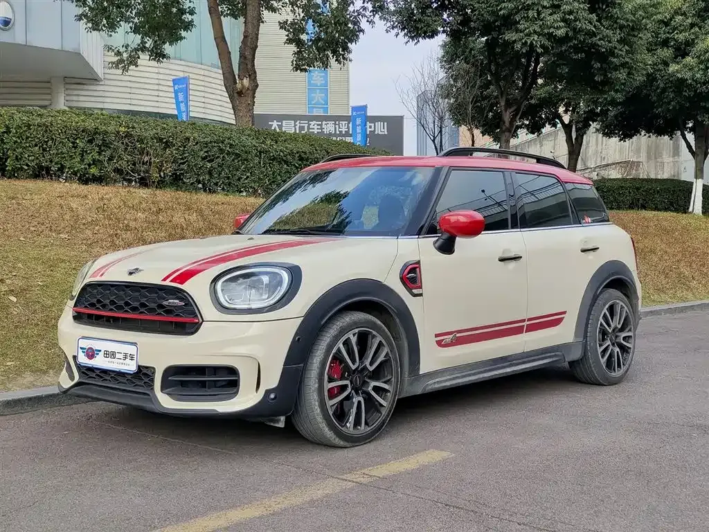 MINI Countryman JCW