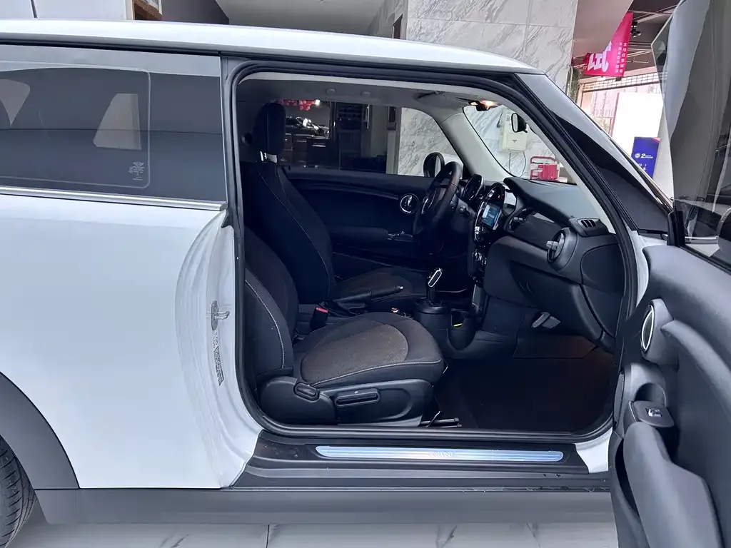 MINI Cooper (3-door) 2024 из CN, фото 7
