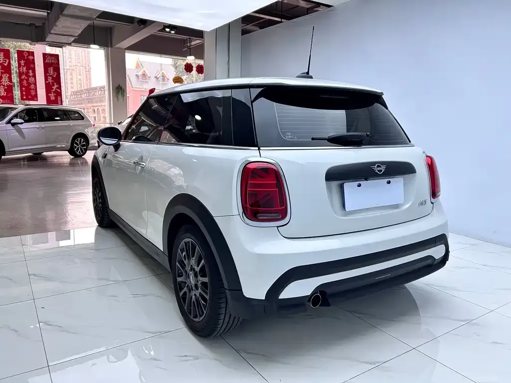 MINI Cooper (3-door) 2024 из CN, фото 9