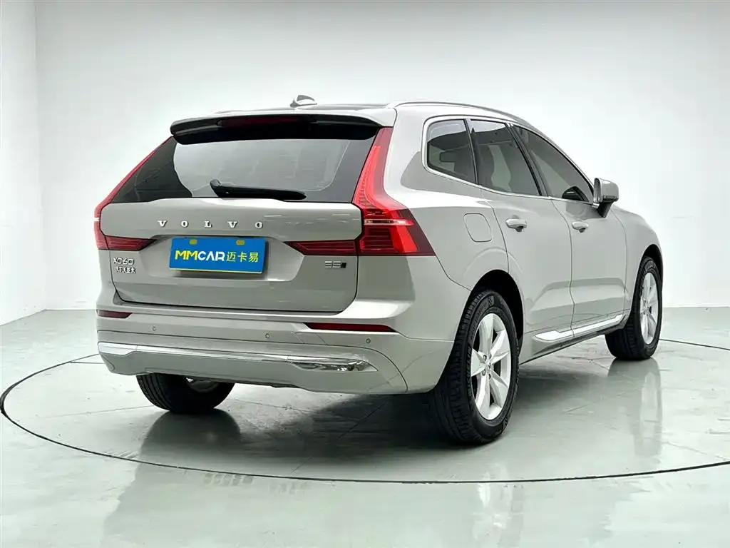 Volvo XC60 — фото 3