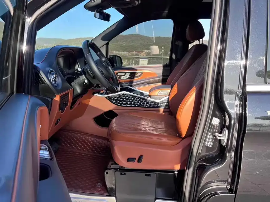 Mercedes-Benz Vito 2023 из CN, фото 8
