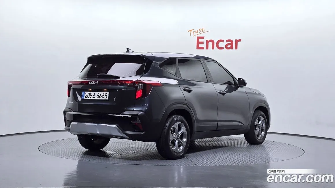 Kia Seltos 2023 из KR, фото 5