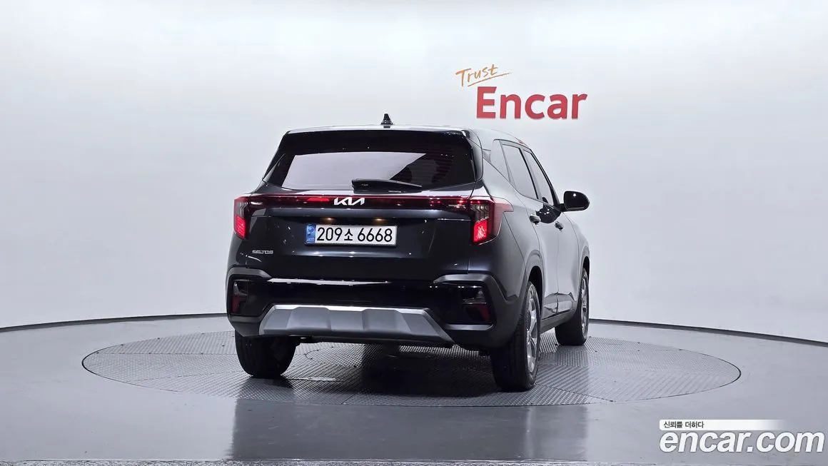 Kia Seltos 2023 из KR, фото 2